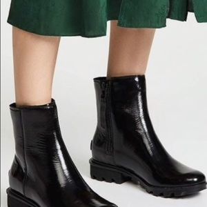 New Sorel Phoenix mix patent leather zip boots